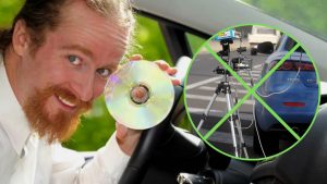 multe-furbetti-usano-il-trucchetto-del-cd-per-non-prenderne-piu-una-incredibile