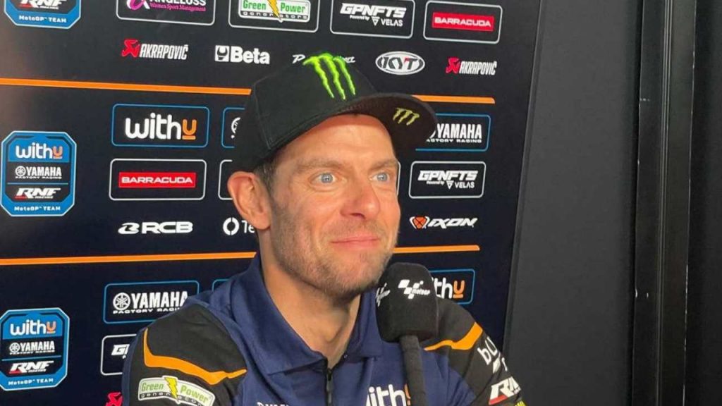 cal-crutchlow-svela-il-problema-yamaha-si-chiama-effetto-marquez