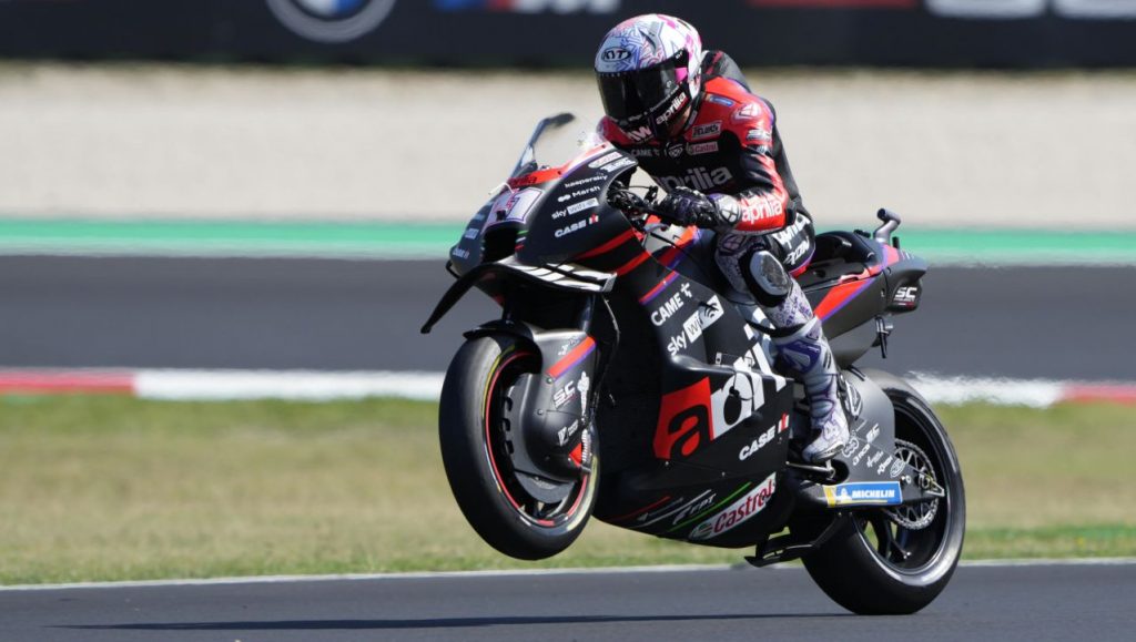 motogp-espargaro-con-aprilia-un-miracolo-come-dovizioso-ducati-ora-vietato-fermarsi