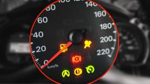 spie-auto-se-si-accendono-queste-fa-attenzione-butti-la-macchina-fermati-subito