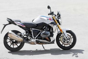 bmw-r-1250-r-2023-le-foto