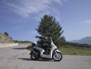 incentivi-moto-e-scooter-elettrici-dal-19-ottobre