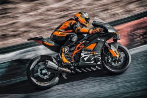 ktm-rc-8c-2023-le-immagini