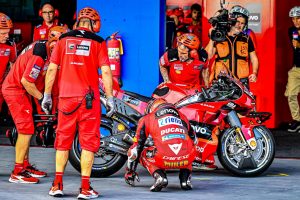 motogp-oliveira-vince-in-thailandia-bagnaia-a-2