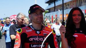 sbk-bautista-alza-il-tiro-su-ducati-dalligna-sa-cosa-desidero