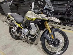 voge-900ds-le-prime-foto-spia