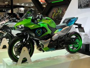 kawasaki-e-la-visione-green-a-eicma-2022