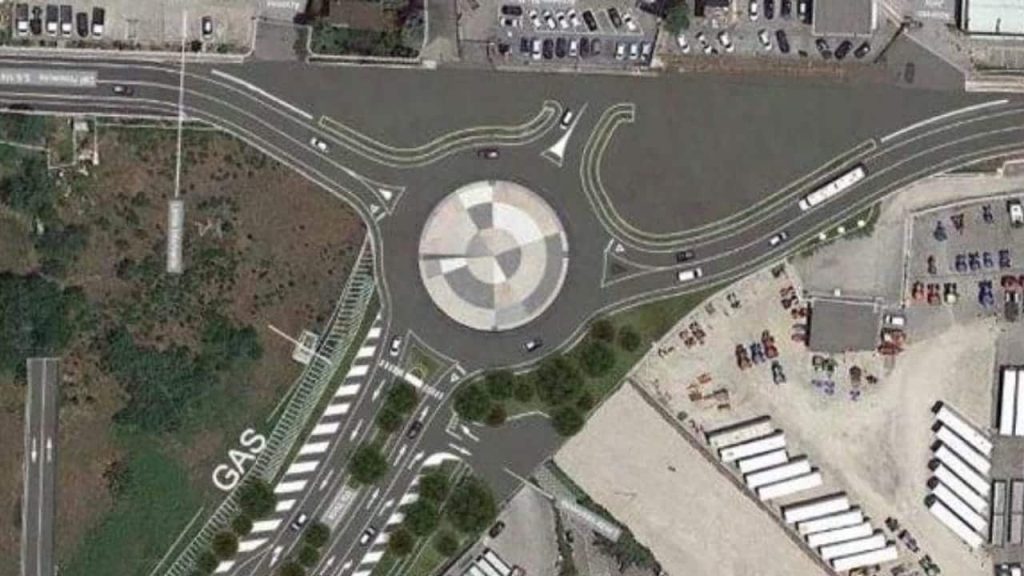 rotatoria-se-finisci-qui-la-devi-percorrere-al-contrario-dove