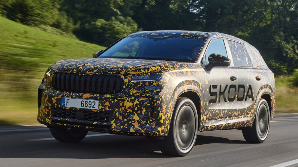 nuova-skoda-kodiaq-avanti-tutta-con-librido-plug-in-e-non-solo