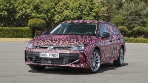 nuova-volkswagen-passat-variant-cambia-tutto-super-ibrido-plug-in-accanto-ai-motori-diesel-e-mild-hybrid