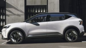 renault-scenic-e-tech-2024-torna-elettrica-e-suv-ecco-quanto-costa-in-italia