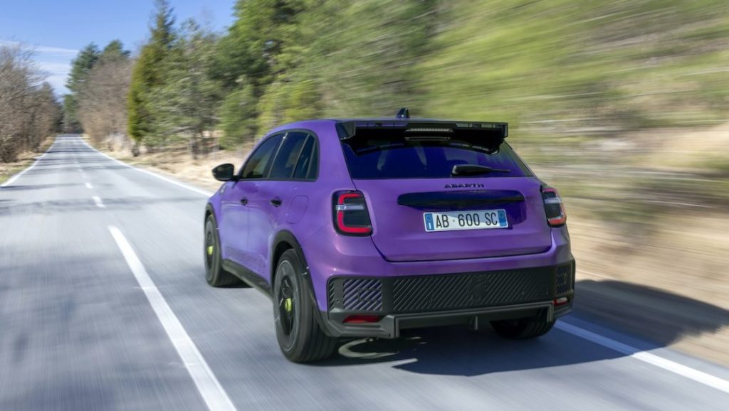 abarth-600e-conto-alla-rovescia-verso-la-presentazione
