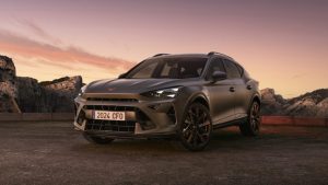 cupra-formentor-2024-restyling-nel-segno-del-triangolo-e-di-un-ibrido-plug-in-tutto-nuovo