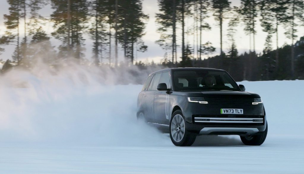 range-rover-elettrica-e-la-novita-nascosta-per-un-off-road-di-vertice