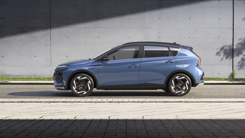 hyundai-bayon-restyling-il-crossover-svetta-per-dotazione-hi-tech