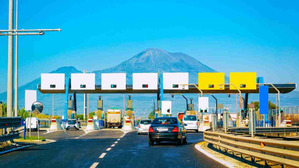 pedaggio-autostradale-altro-che-telepass-la-novita-che-fa-risparmiare-un-sacco