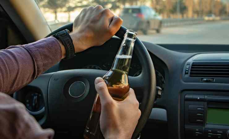 troppi-automobilisti-assumono-alcol-o-droga-alla-guida-gli-ultimi-dati-preoccupano