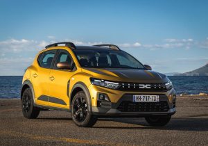 dacia-sandero-eco-g-120-auto-mancava-solo-il-cambio-automatico