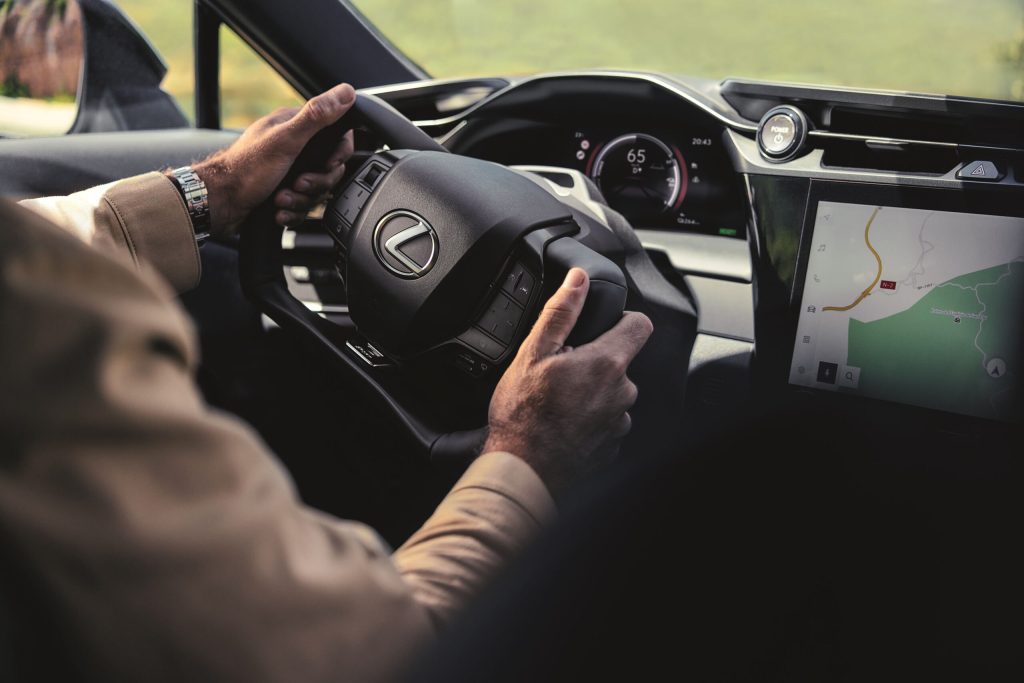 lexus-steer-by-wire-reinventa-la-guida